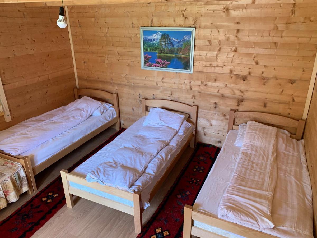 Guest House Ulaj Vuthaj Buitenkant foto
